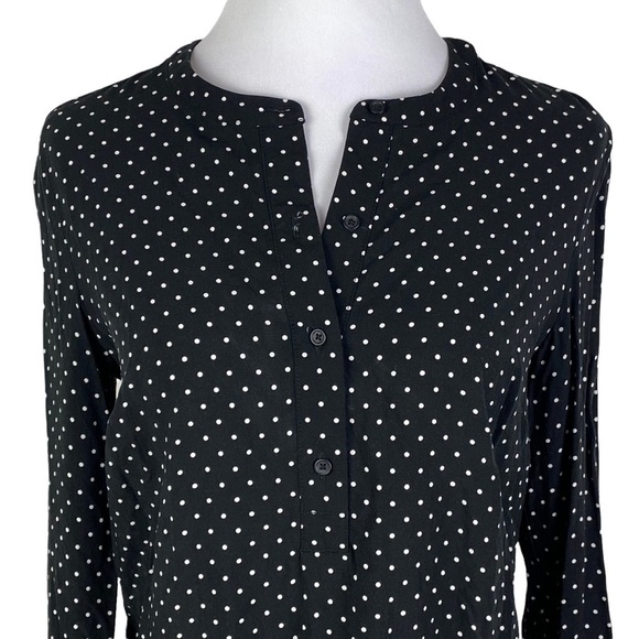 Old Navy Polka Dot 4-Button Front Long Sleeve Blouse Women's Medium Black White‎ - Picture 3 of 10